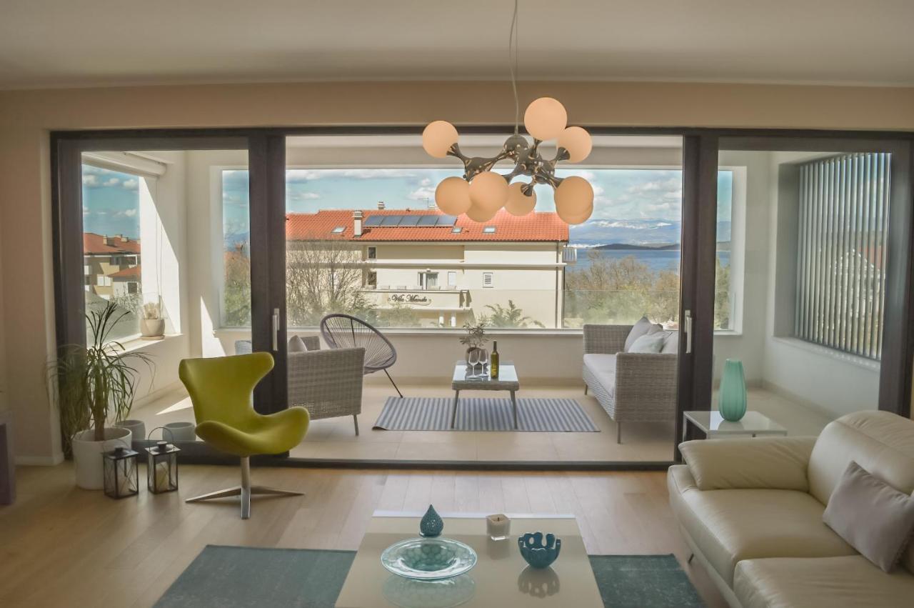 Rova Apartment Малинска Екстериор снимка